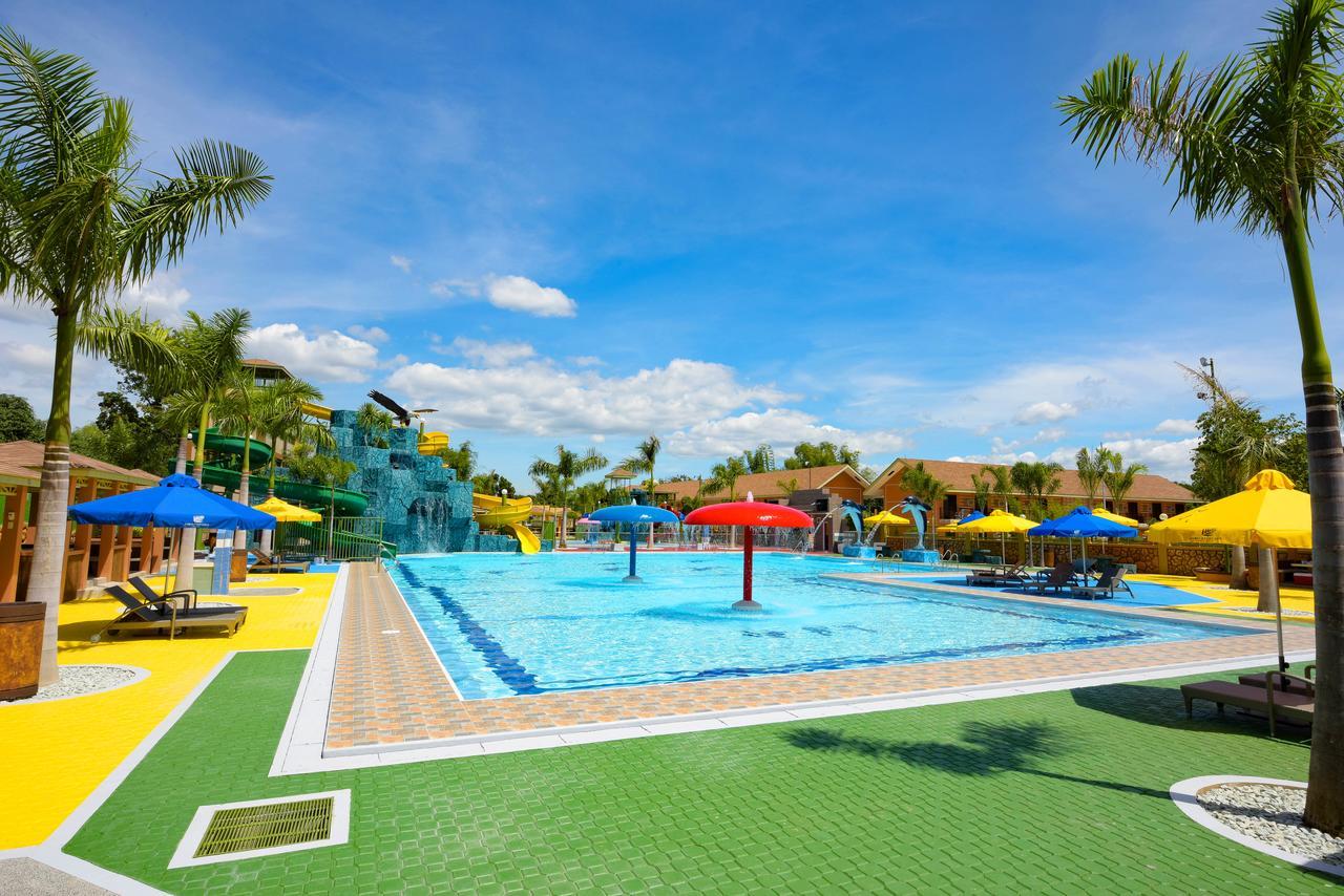 Kabaleyan Cove Resort Powered By Cocotel San Carlos  Exterior foto